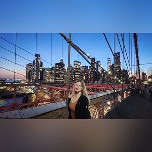 Meet your Posher, Leanna